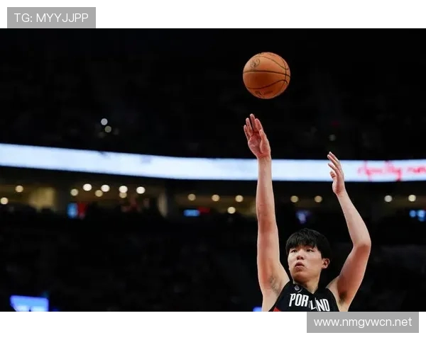 杨瀚森半场仅战七分钟手感冰凉零得分篮板成唯一亮点球队调整空间引关注